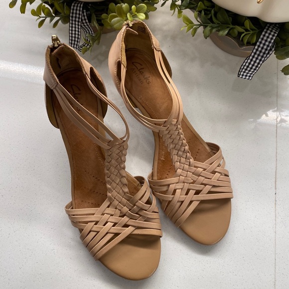 Clarks Shoes - clarks